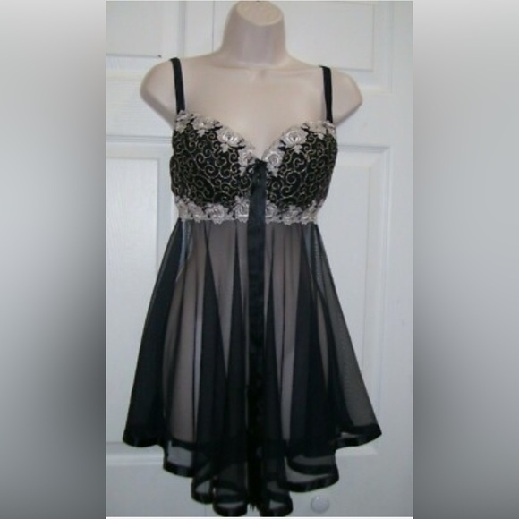 Victoria's Secret Black and White Lace Chemise Nightgown 34B - Picture 1 of 14